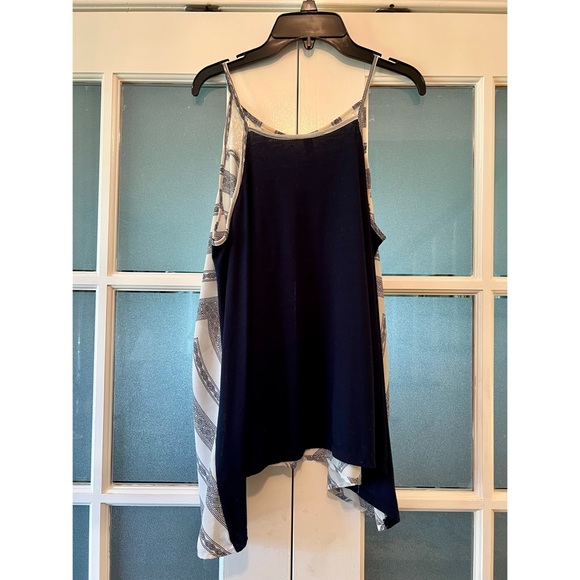 XHILARATION NAVY BLUE & WHITE TANK TOP 💙🤍✨ - Picture 2 of 4